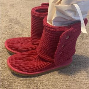 Knit Uggs! Like New